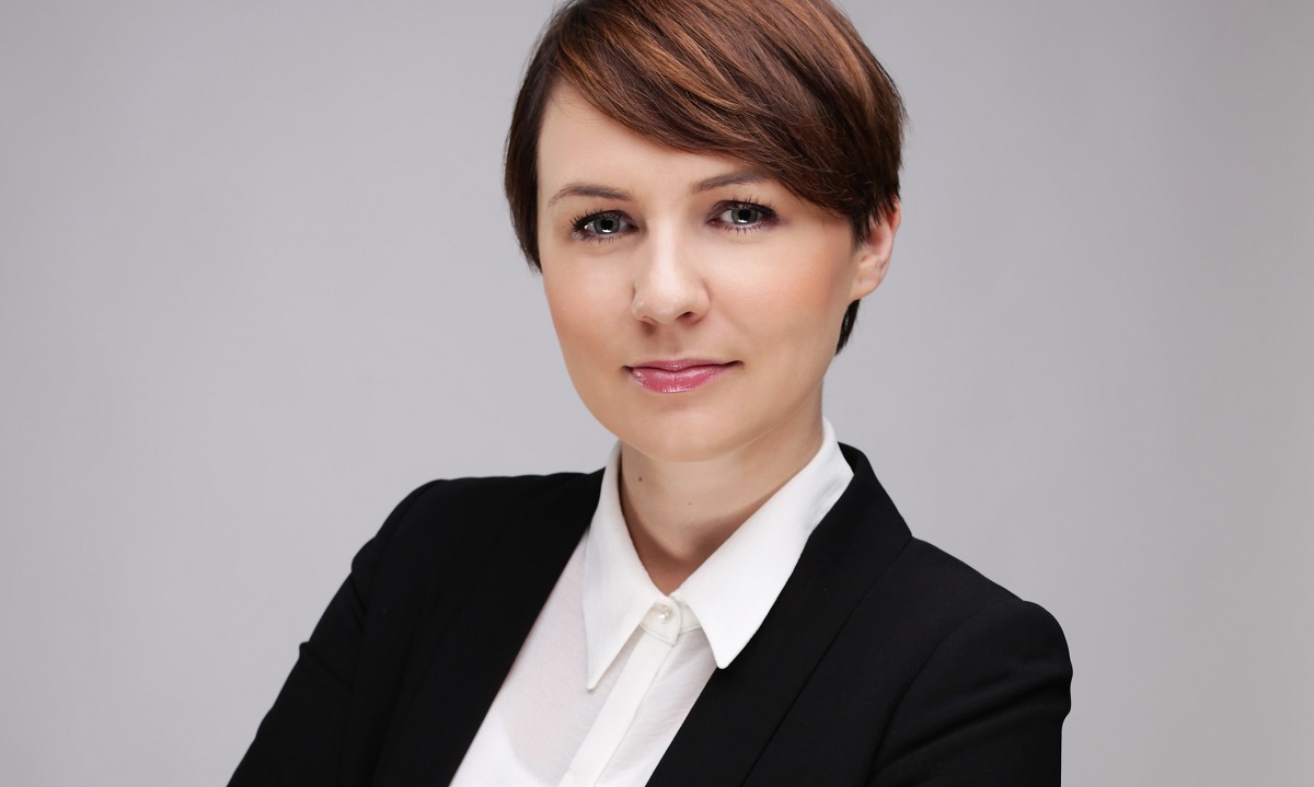 dr. Karolina Mazur