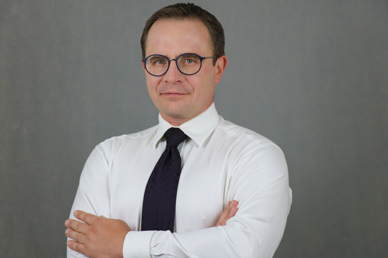   dr hab. Emil Ślązak, prof. SGH – pełniący obowiązki Prezesa Zarządu