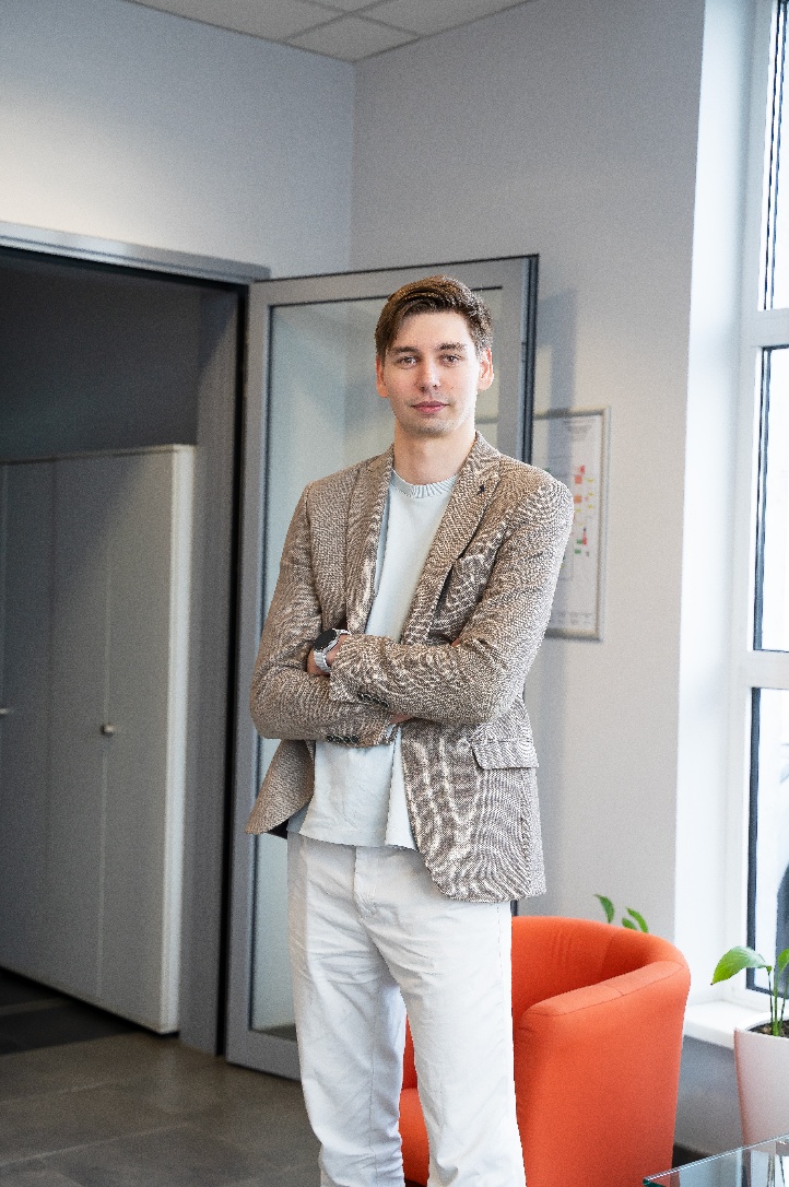 Wojciech Wichłacz, Internal Project Manager w Aircom Automotive